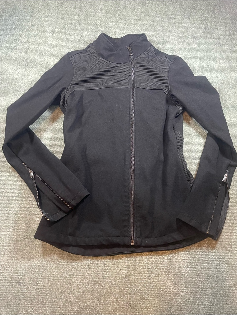 Women's Black Zip-Up Bomber Jacket‎